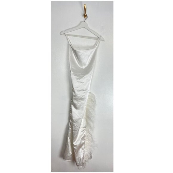 NICHOLE LYNEL Feather Trim Satin Body-Con Dress in White Size Small - Picture 3 of 12
